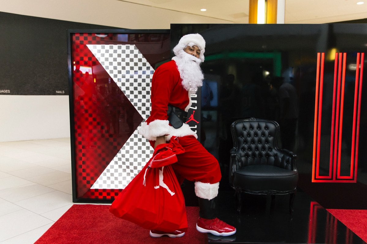 Air Jordan 11 Win Like 96 Early Release Santa Claus