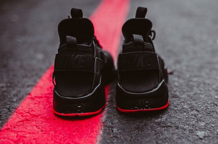 Nike Air Huarache Ultra Bred Black Red