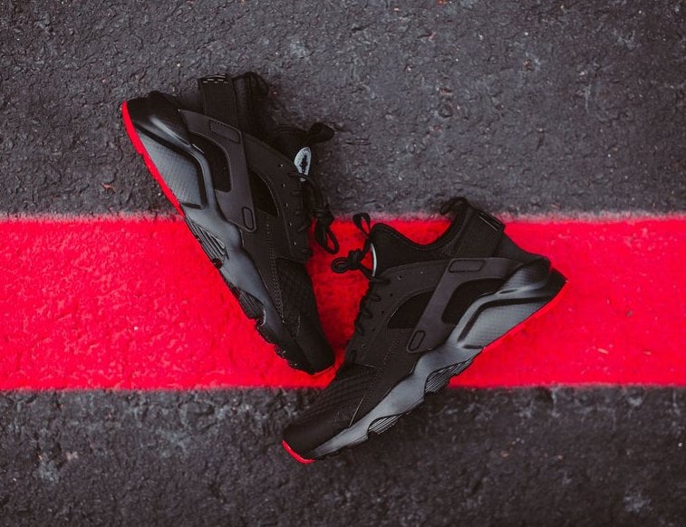 nike air huarache ultra red and black