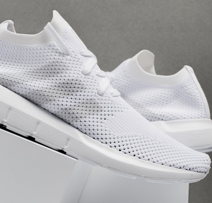 adidas Swift Run Primeknit Triple White 