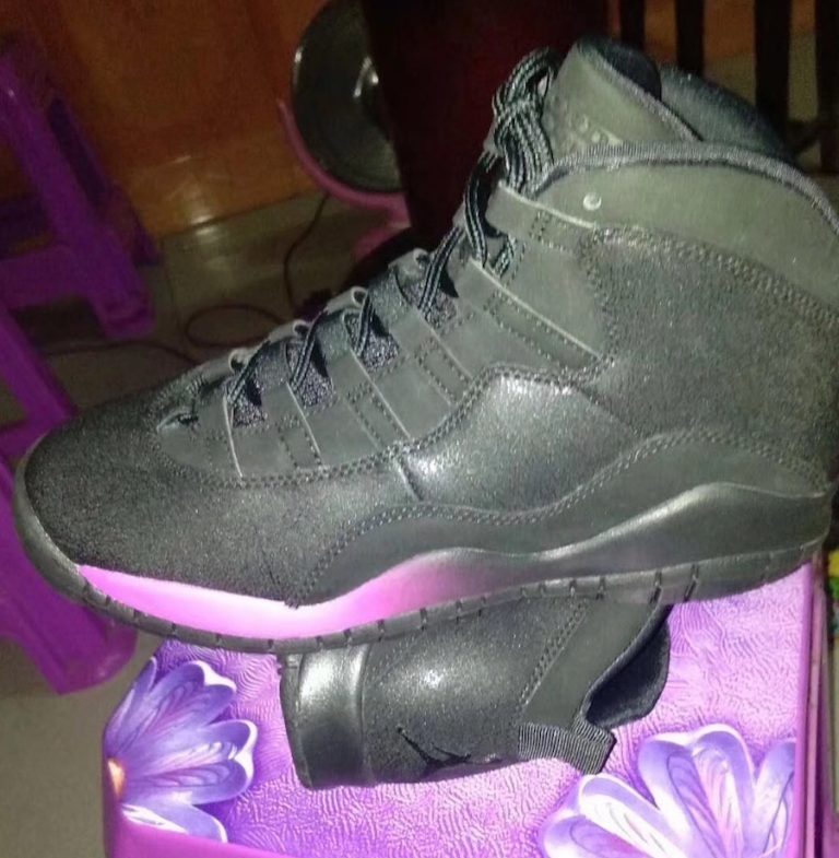 Maroon And Gold Air Jordans Mens Nike Flyknit Air Max 2015