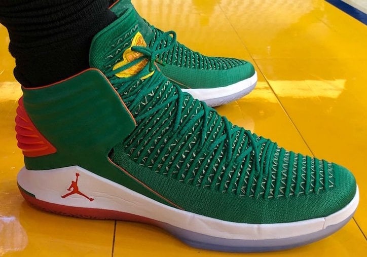 Air Jordan 32 Christmas