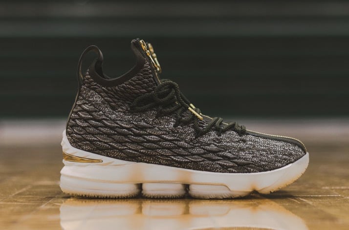 KITH Nike LeBron 15 SVSM