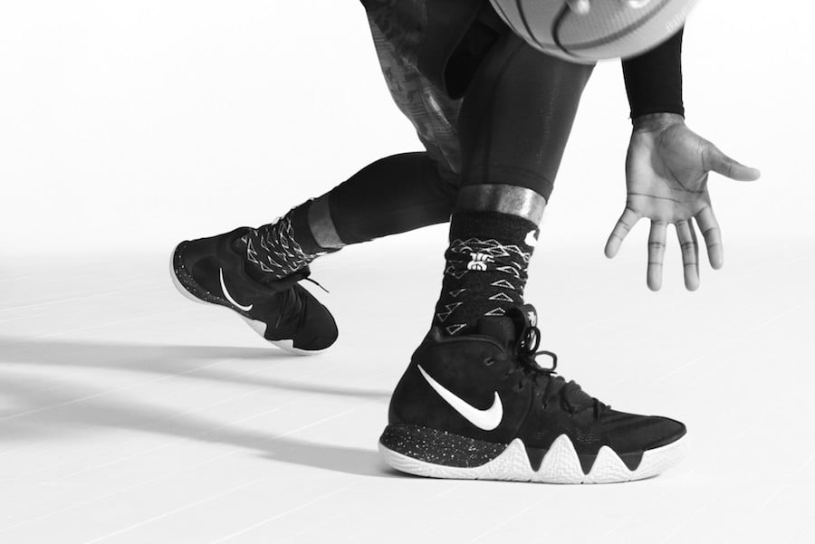 Kyrie 4 Black White