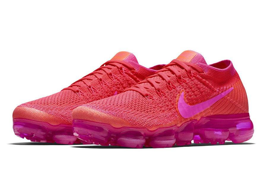 nike bright pink shoes