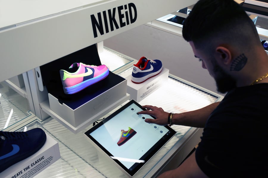 NikeID Allows You to Customize Your Shoe in Real-Time