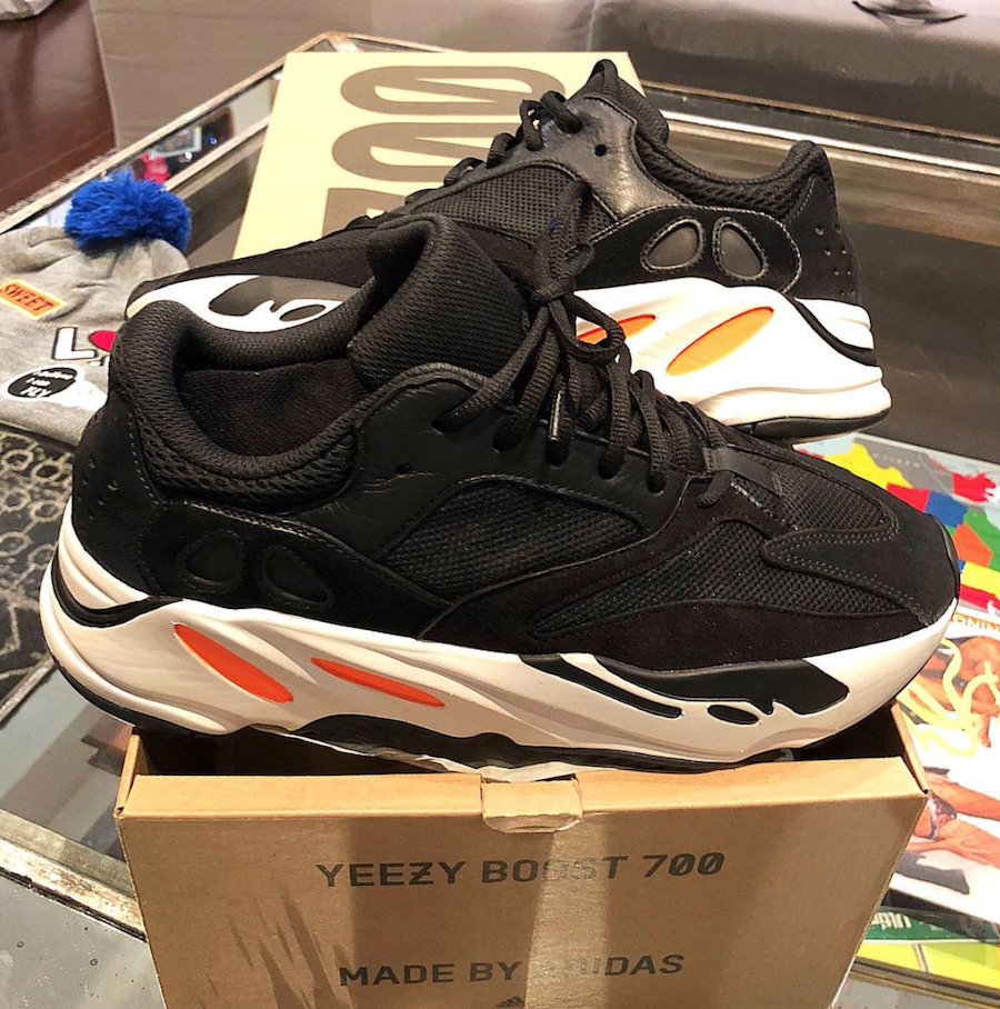 wave runner 700 colorways