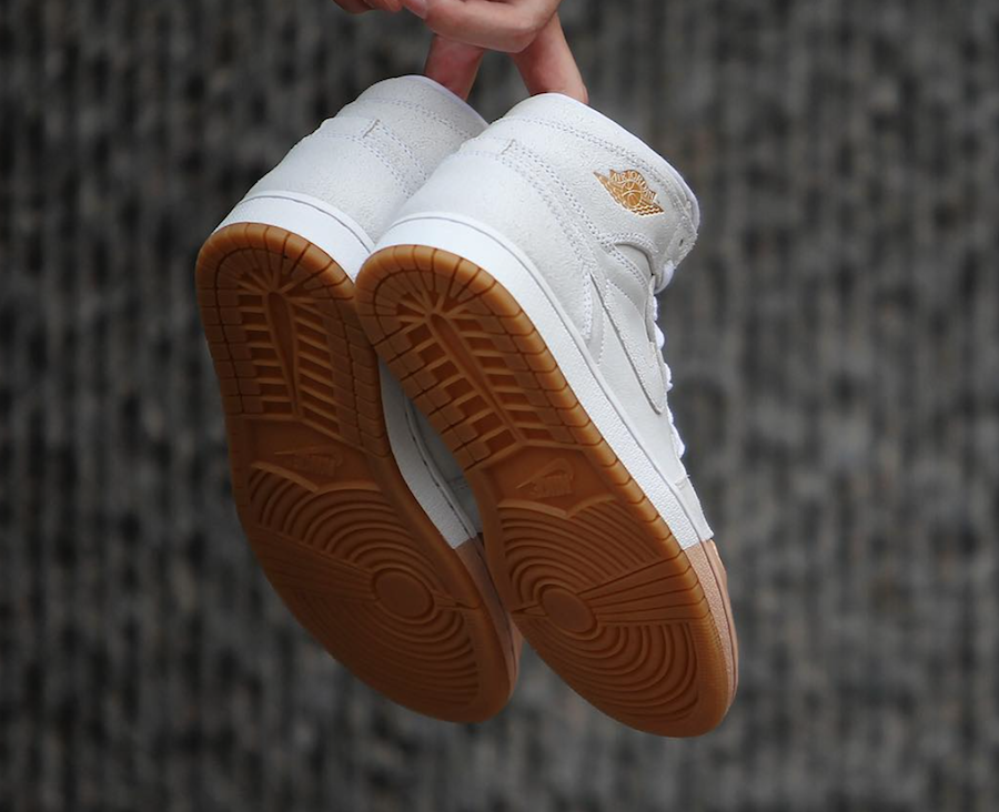 Air Jordan 1 Tan Dipped Toe Pack