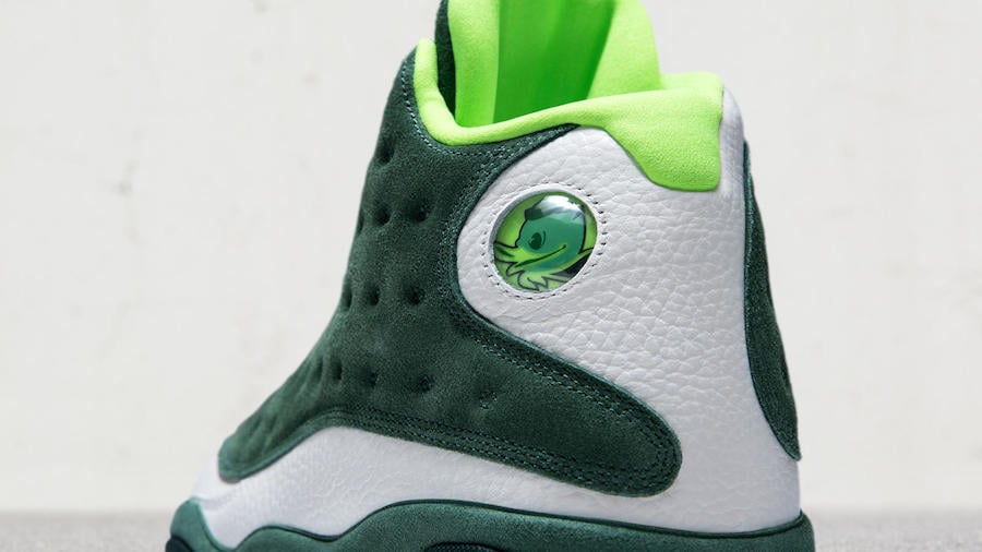 Air Jordan 13 Oregon Ducks Football PE