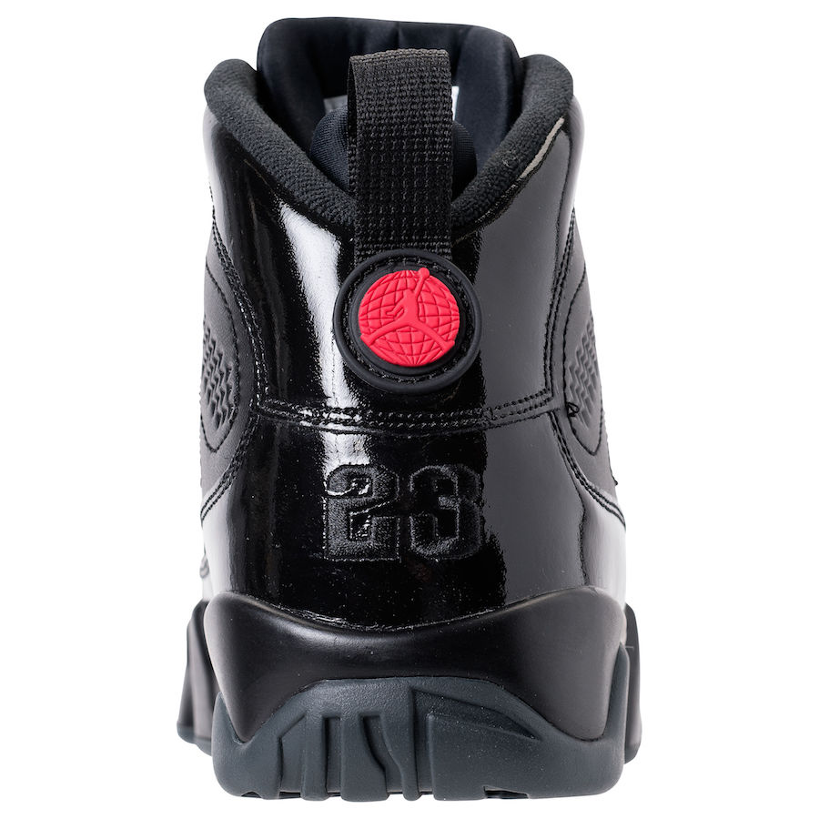 retro 9 black university red