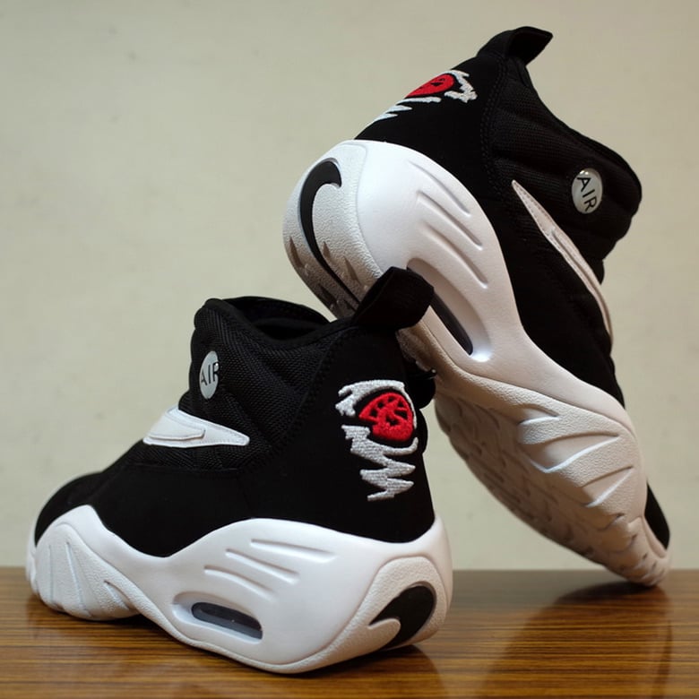 nike air shake ndestrukt black white