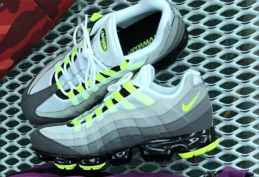 Nike Air VaporMax 95 OG Neon AJ7292-001 