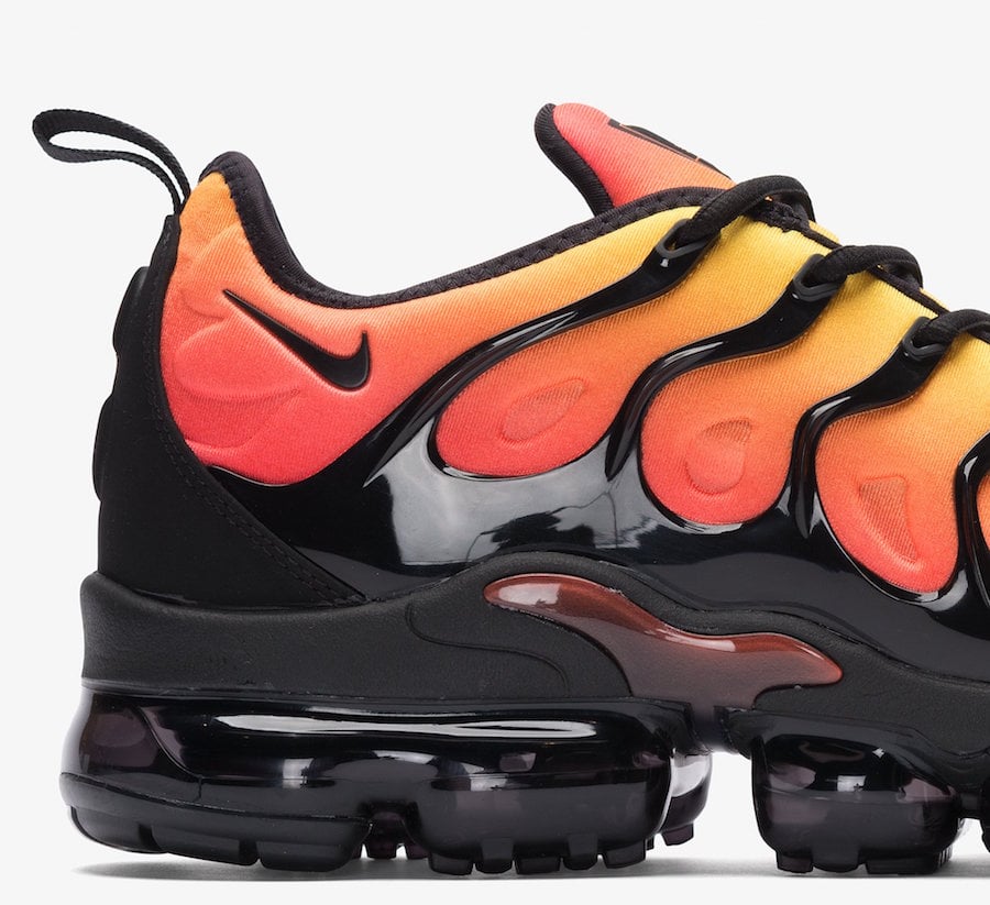 Nike VaporMax Plus Sunset Black Total Orange