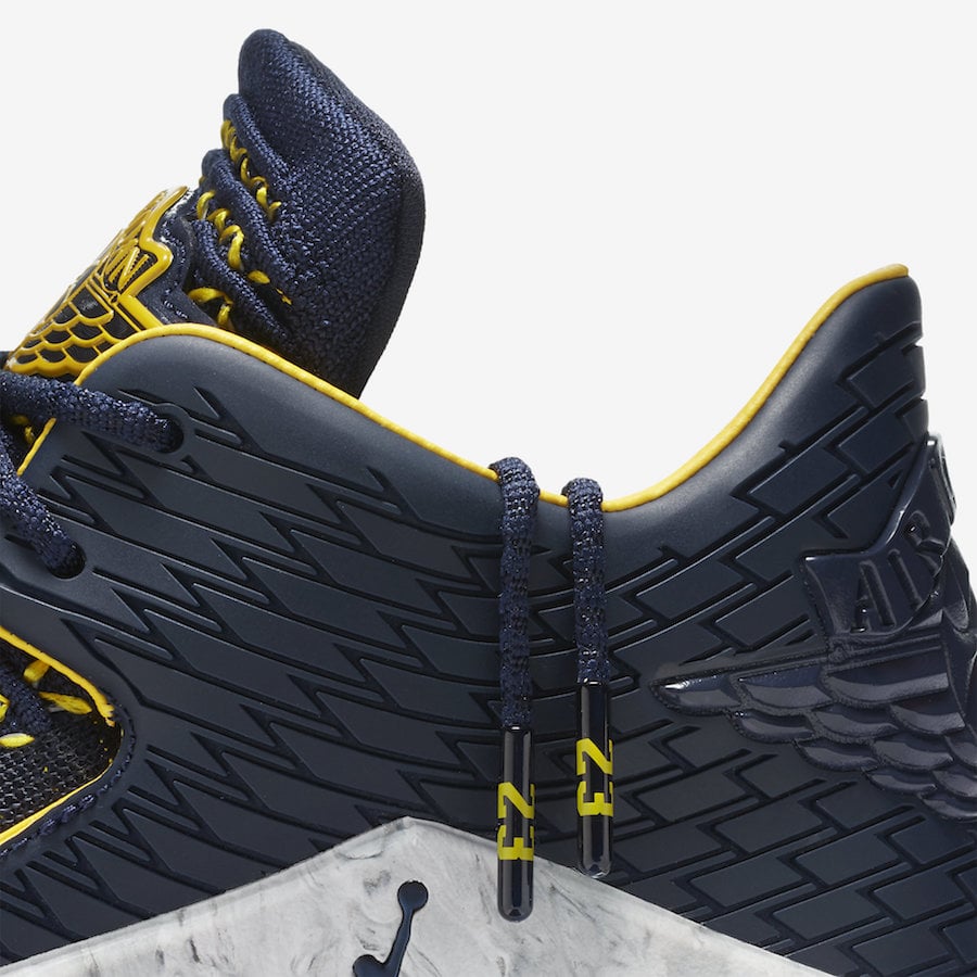 Michigan Jordan 32 Low AA1256-405