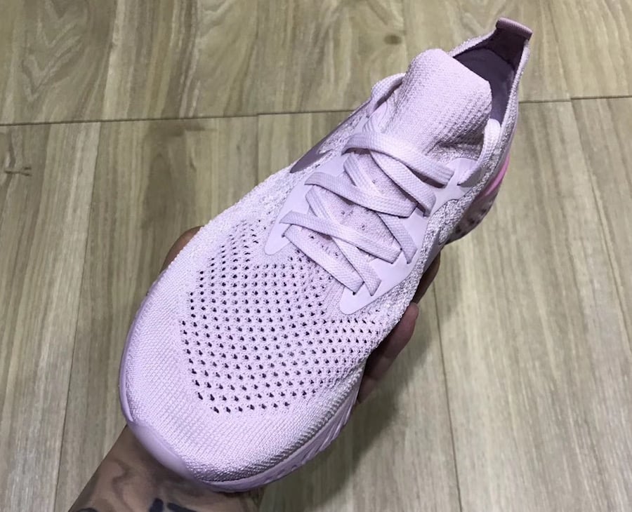 Nike Epic React Flyknit Pink