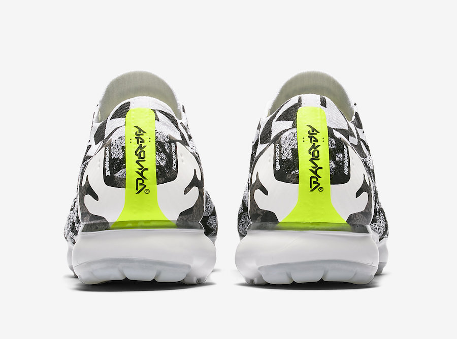 Acronym Nike VaporMax Moc Light Bone Black Volt AQ0996-001