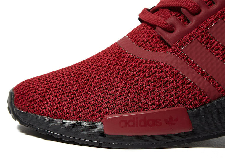 nmd r1 primeknit black and red