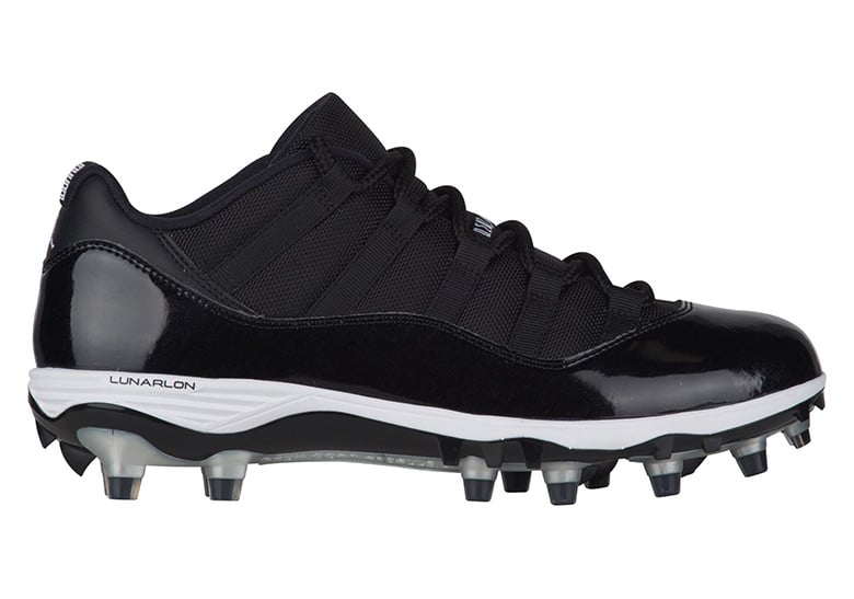 low top jordan 11 cleats