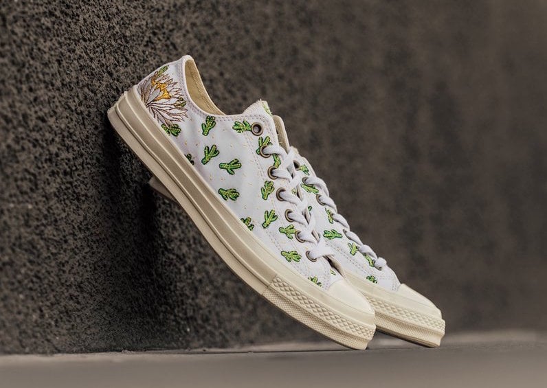 Converse Chuck Taylor Low Features Cactus Embroidery