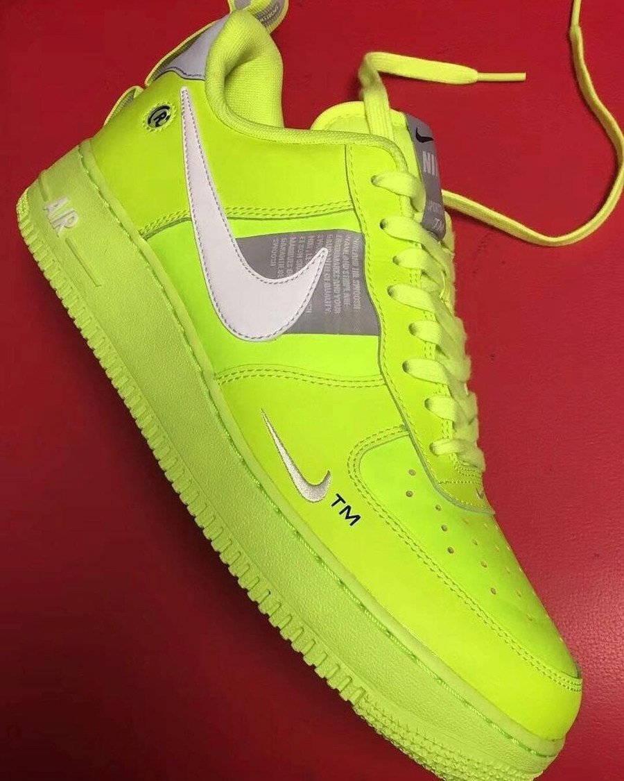 Nike Air Force 1 Low Tennis Ball