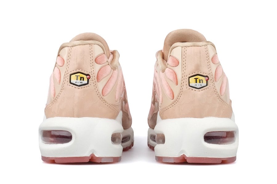 Nike Air Max Plus Lux Dusty Peach AH6788-201