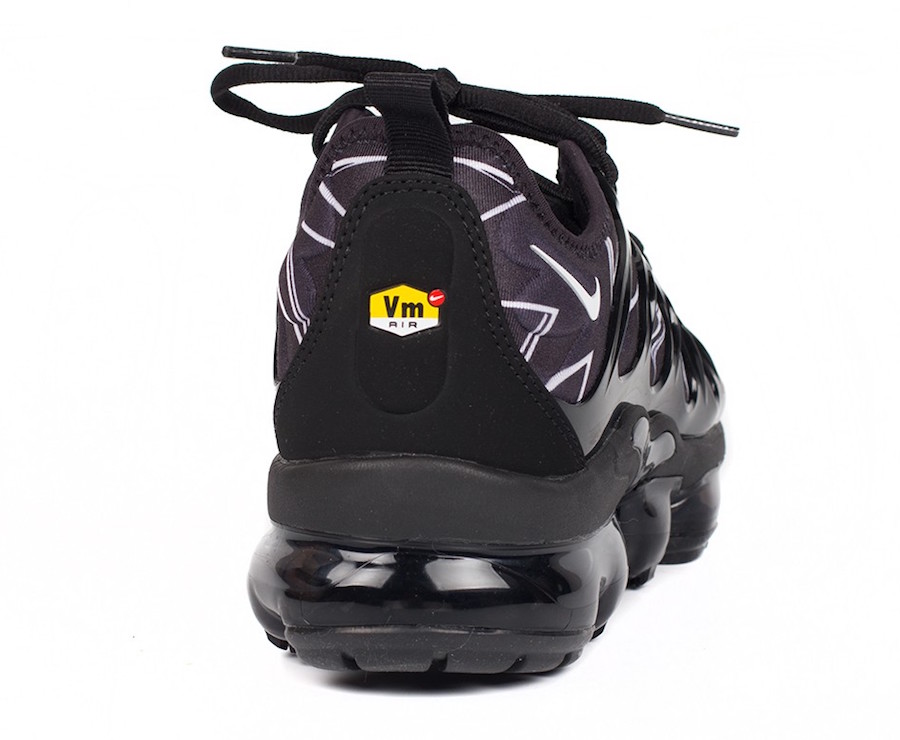 Nike Air VaporMax Plus Black White Zig-Zag AJ6312-001