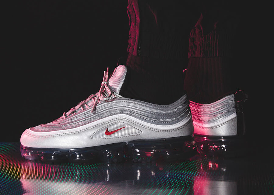 Nike Air VaporMax 97 Atmosphere Gray University Red Release Date