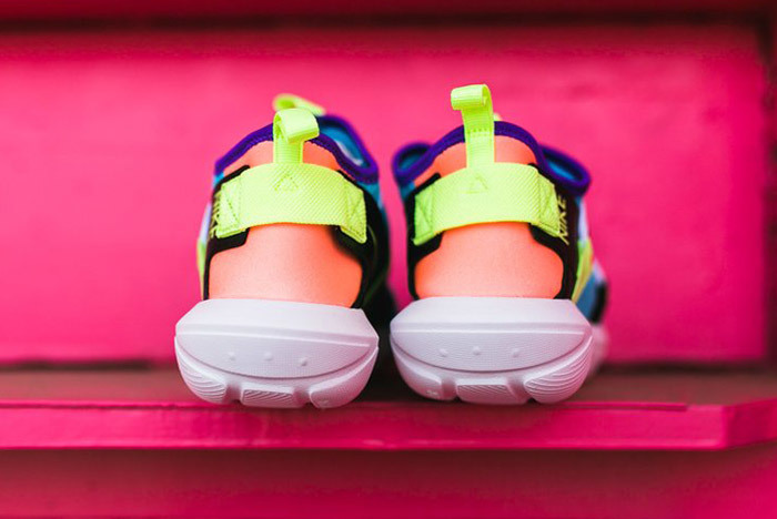 Nike Vortak Lagoon Pulse Volt Glow AA2194-402