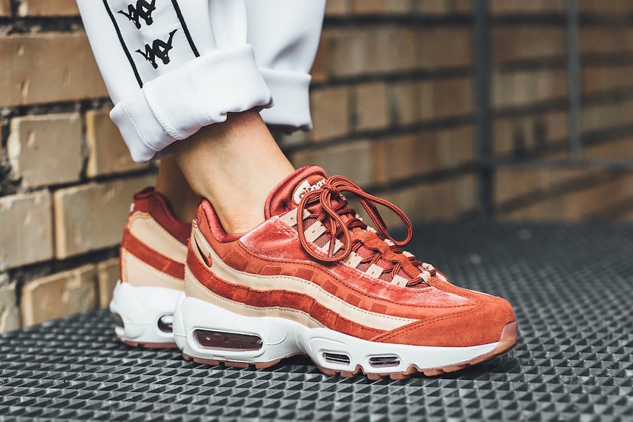 Nike WMNS Air Max 95 LX Dusty Peach