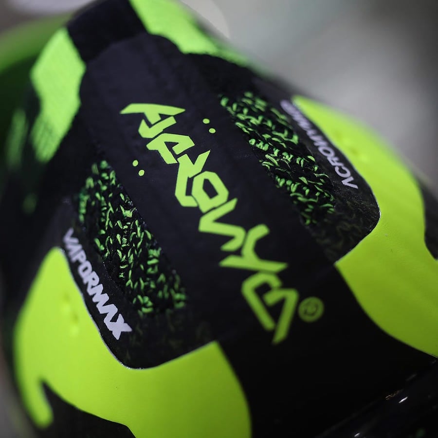 Acronym Nike Air VaporMax Moc 2 Black Volt AQ0996-007