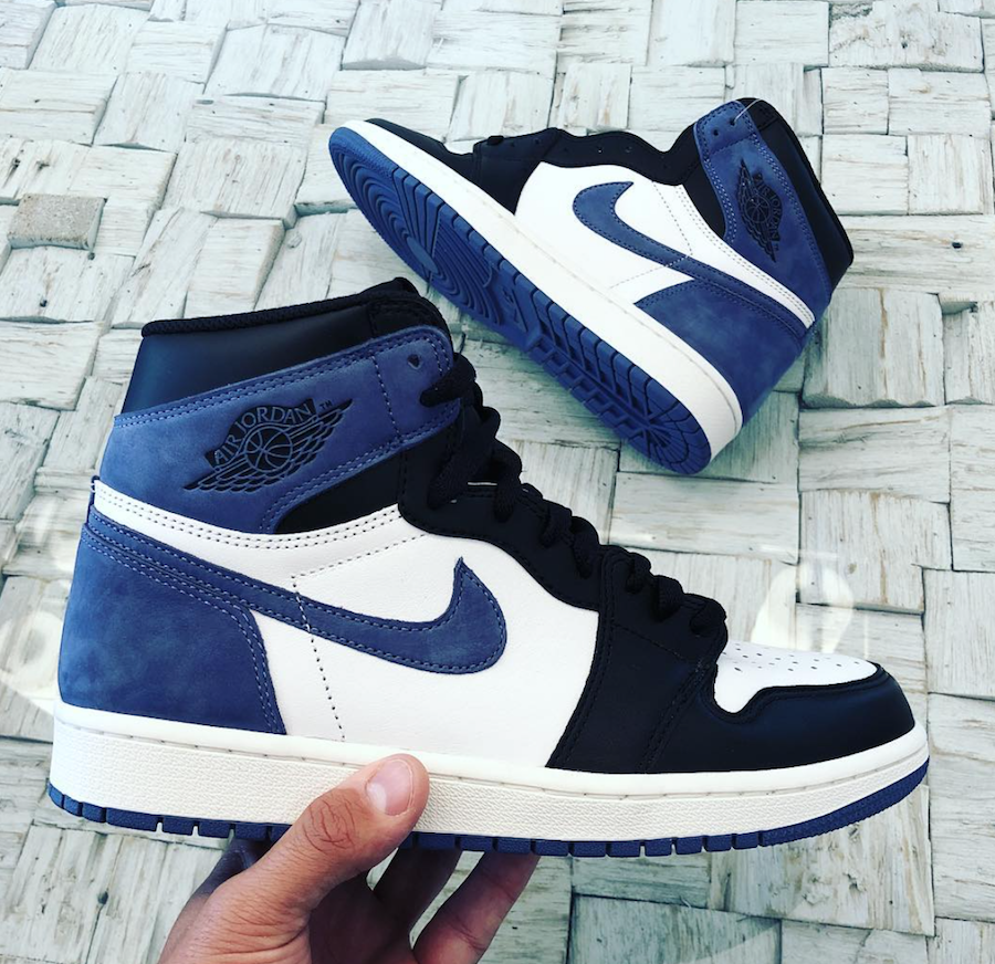 Air Jordan 1 OG Blue Moon 555088-115