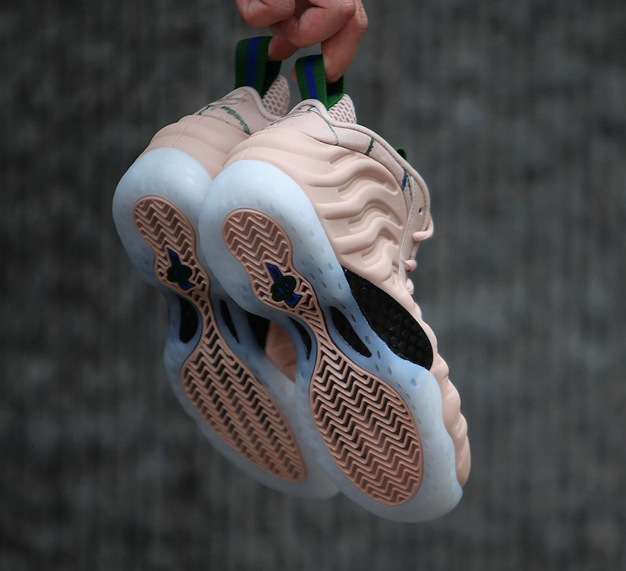 Nike Air Foamposite One Particle Beige Aloe Verde AA3963-200