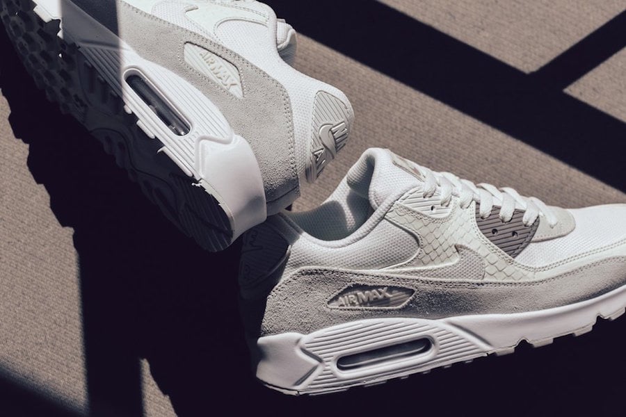 Nike Air Max 90 Sail Snakeskin 700155-102