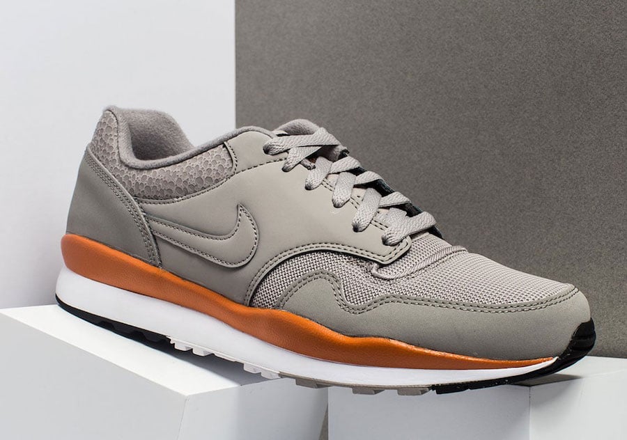 Nike Air Safari Cobblestone 371740-007