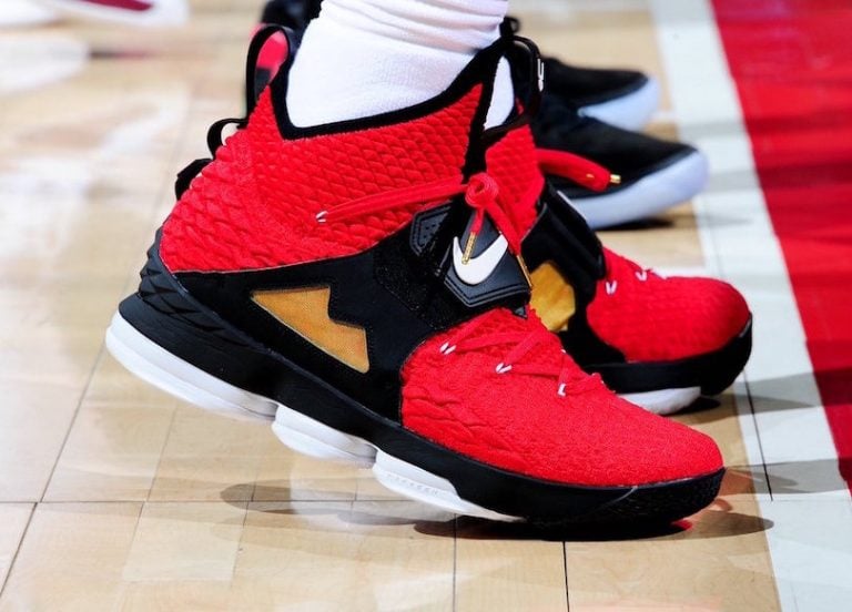 lebron 15 red and green