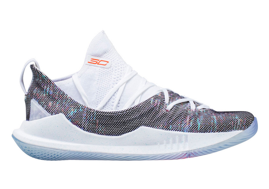 Curry 5 Welcome Home