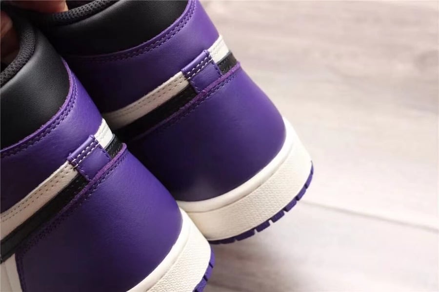 Air Jordan 1 Court Purple Toe 555088-501