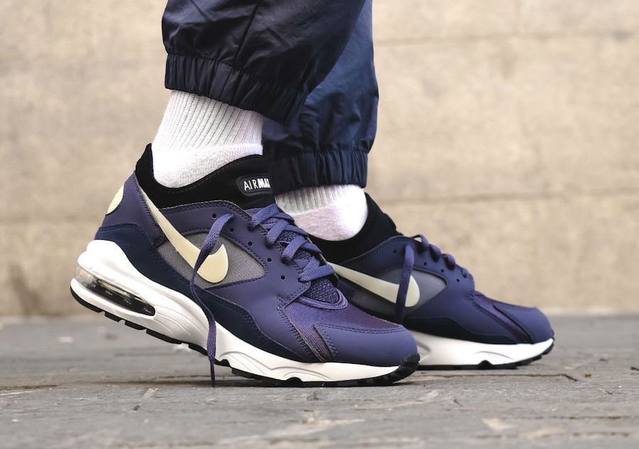 Nike Air Max 93 in Purple