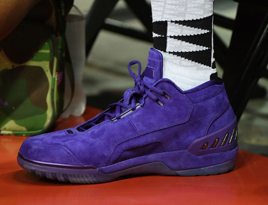 lebron lavender shoes