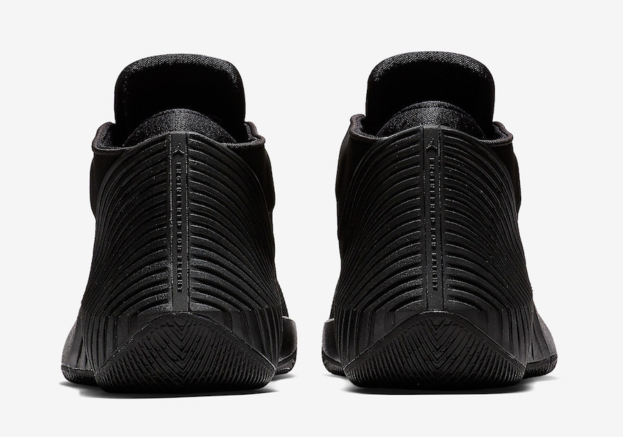 Jordan Why Not Zer0.1 Low Triple Black AR0346-001