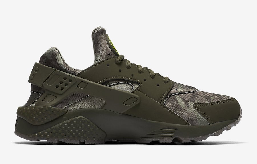 Nike Air Huarache Camo AT6156-300