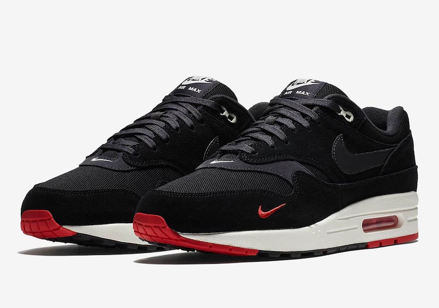 Nike Air Max 1 Mini Swoosh Bred 875844 