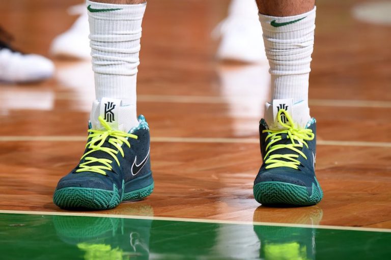 kyrie 4 green lobster release date