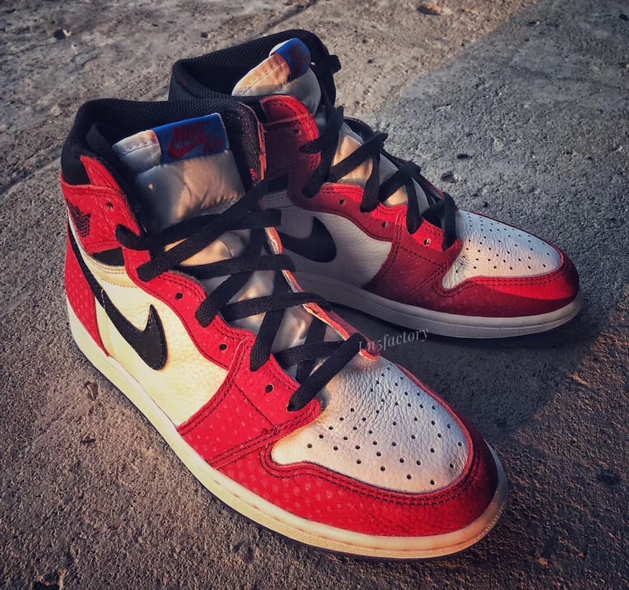 Air Jordan 1 Chicago Crystal Clear Sole