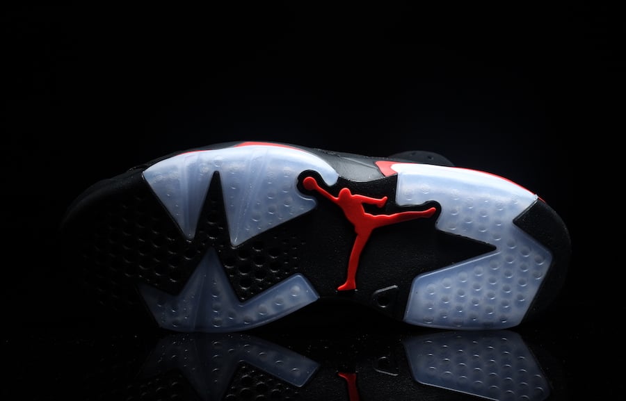 Air Jordan 6 Black Infrared Retro 2019