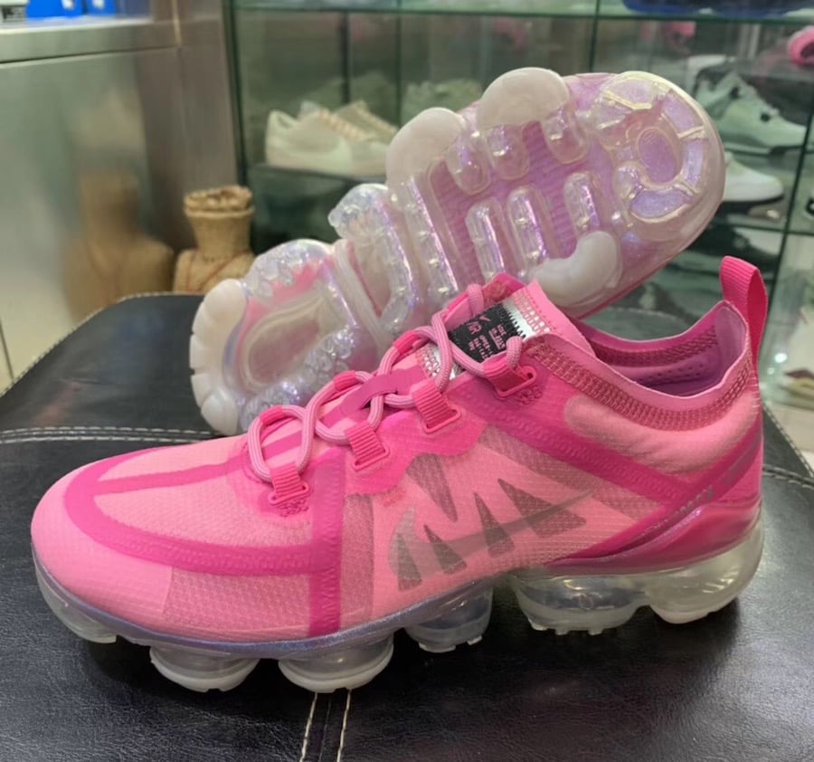 women's vapormax 2019 pink