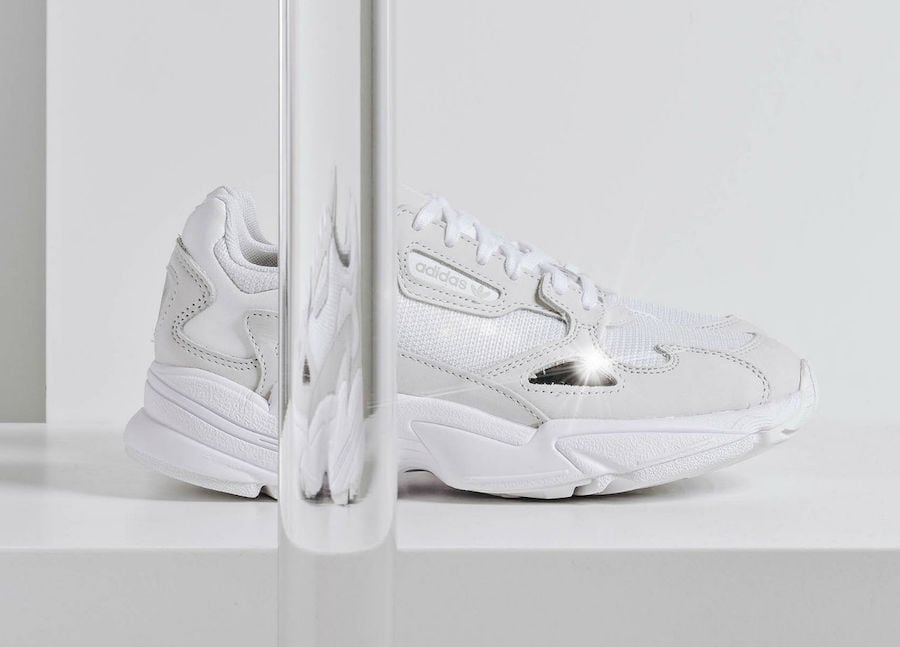 adidas Falcon White B28128