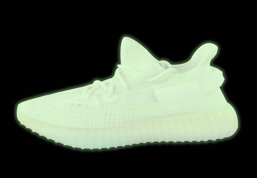 jelly Microprocessor College adidas Yeezy Boost 350 V2 Glow in the Dark EG5293 Release Date |  SneakerFiles