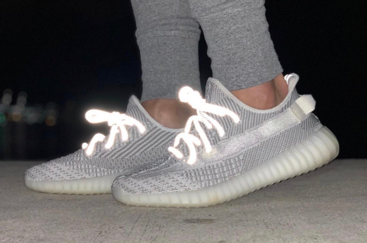 difference between reflective and non reflective yeezy