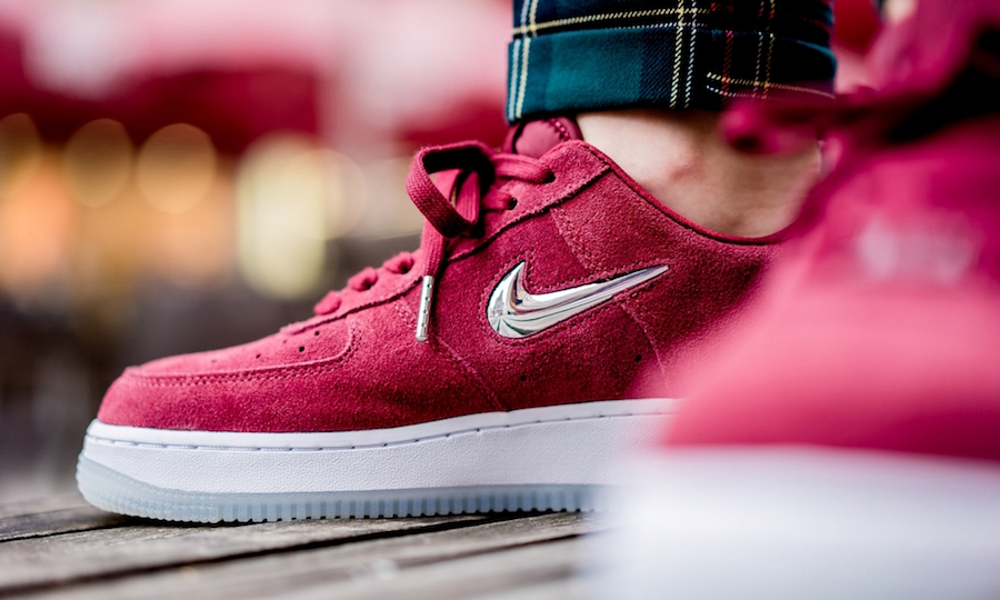 Nike Air Force 1 Premium Team Red AO3814-600